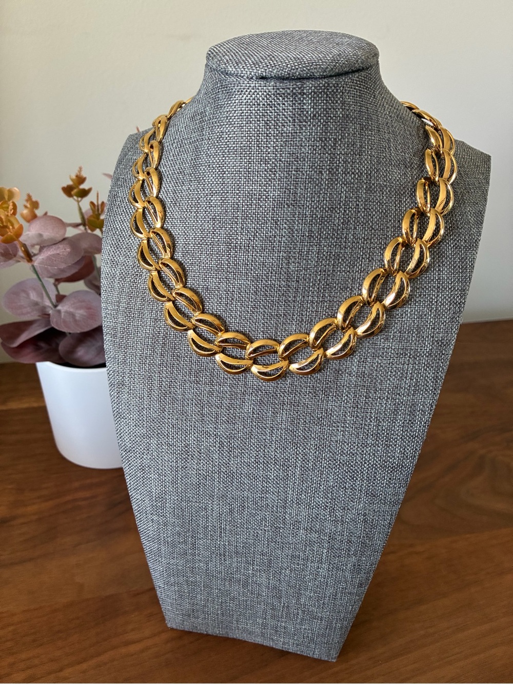 Vintage Napier Gold Tone Statement Necklace – Interlocking Links